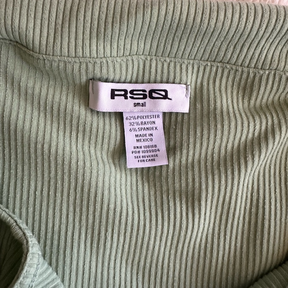 RSQ Sage Ribbed Top - Picture 3 of 3